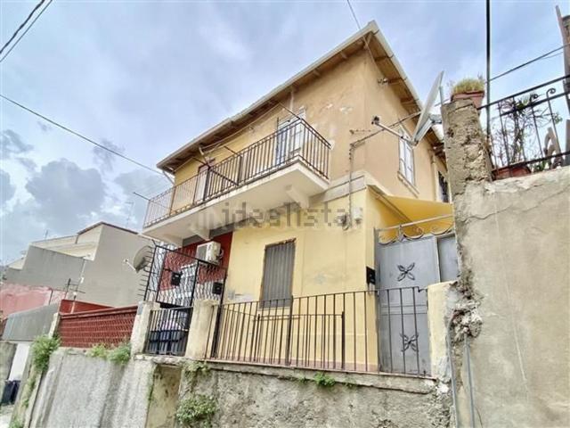 Villetta indipendente in vendita di 60 m² in Salita Tre Monti