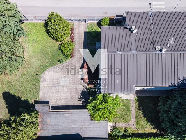 Villetta indipendente in vendita di 680 m² in Via Massimo D&apos Azeglio, 13