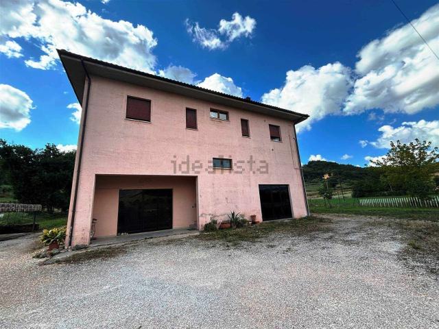 Villetta indipendente in vendita di 629 m²
