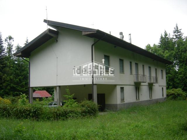 Villetta indipendente in vendita di 630 m²