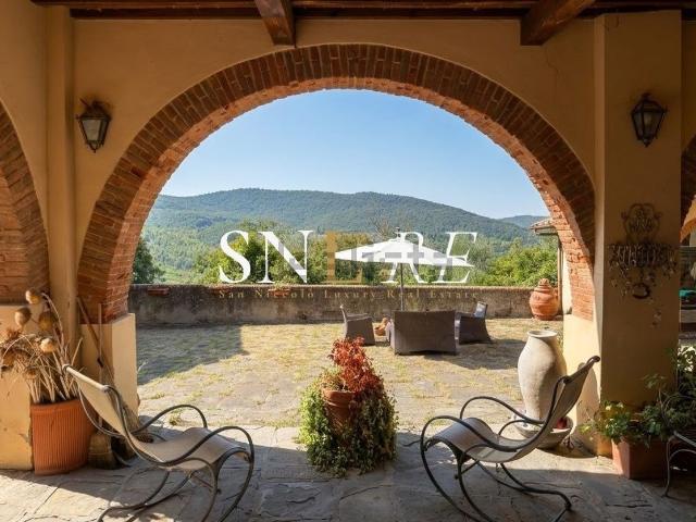 Villetta indipendente in vendita di 630 m² in Via di Calcinaia