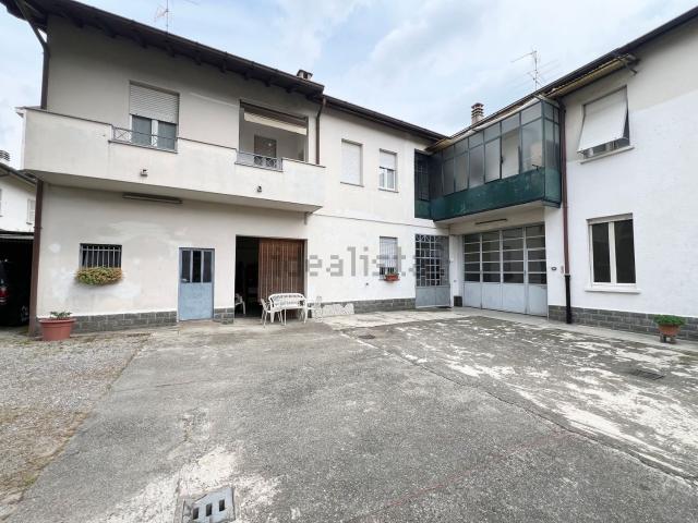 Villetta indipendente in vendita di 633 m² in Via Massimo D&apos Azeglio