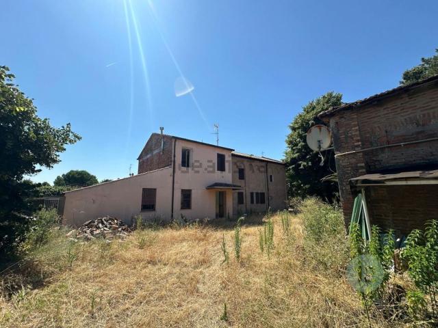 Villetta indipendente in vendita di 633 m² in Via Camurana