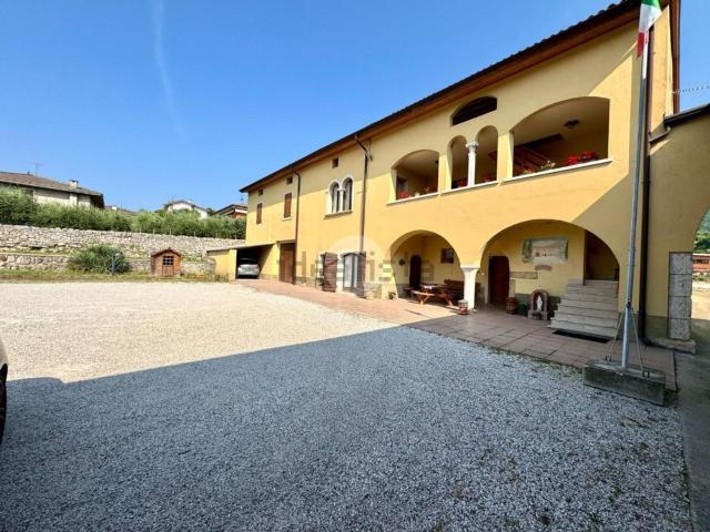 Villetta indipendente in vendita di 637 m² in Via Possession, 176