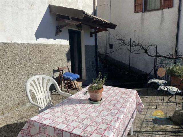 Villetta indipendente in vendita di 67 m² in Frazione Salata, 15