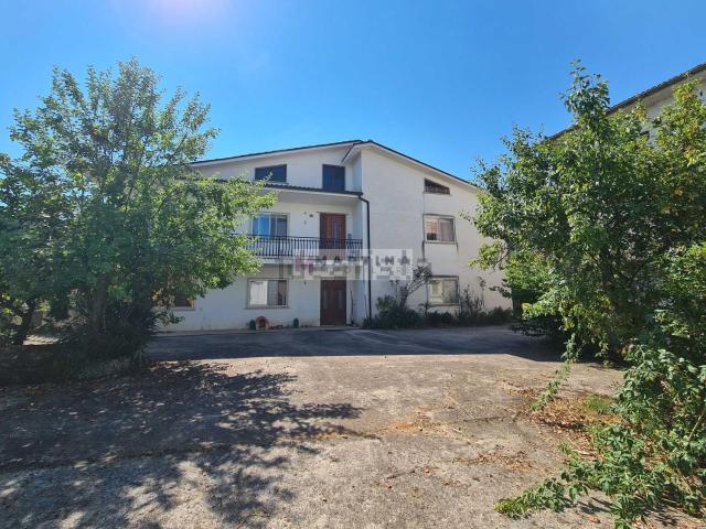 Villetta indipendente in vendita di 648 m² in Strada Comunale Ferro di Cavallo