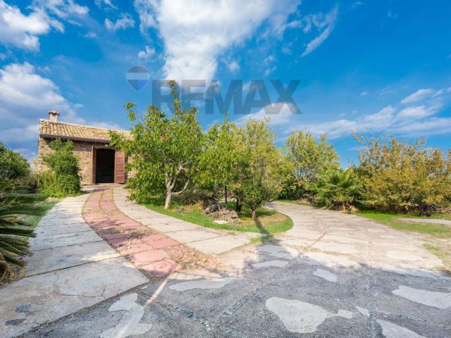Villetta indipendente in vendita di 9500 m² in Strada Magliaro, 26