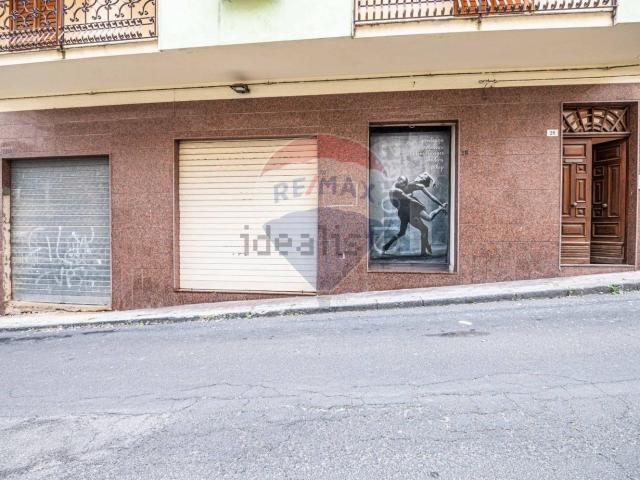 Villetta indipendente in vendita di 650 m² in Via Giuseppe Garibaldi, 26