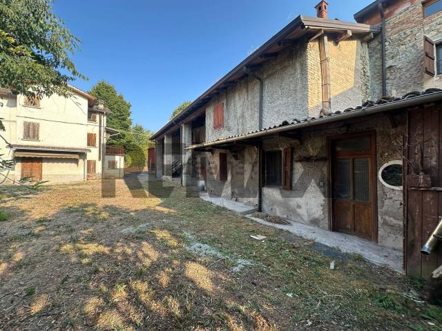 Villetta indipendente in vendita di 650 m² in Via Guglielmo Marconi, 44