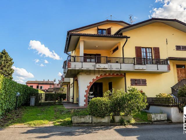 Villetta indipendente in vendita di 650 m² in Via della Croce