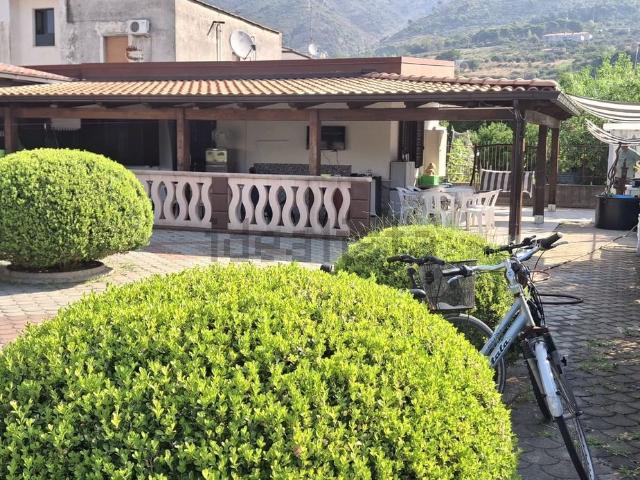 Villetta indipendente in vendita di 65 m² in Via Tevere