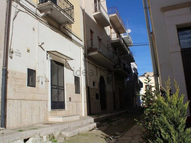 Villetta indipendente in vendita di 65 m² in Via Cesare Cantù, 14
