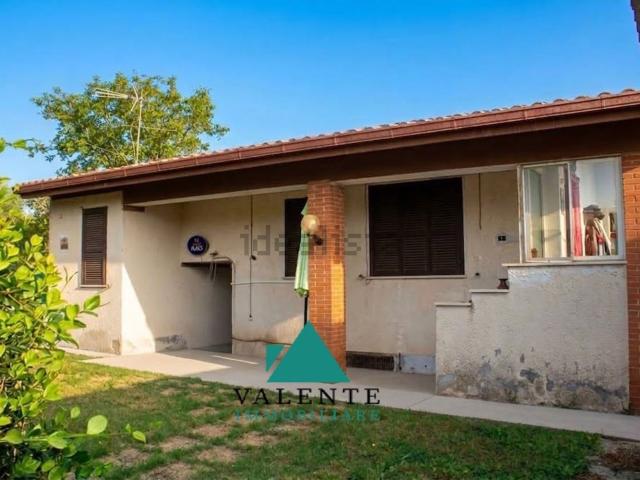 Villetta indipendente in vendita di 65 m² in Via della Selce