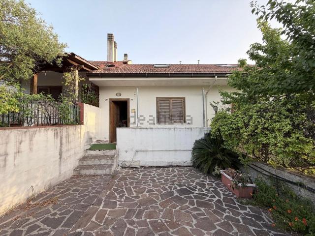 Villetta indipendente in vendita di 65 m² in Via Difesa