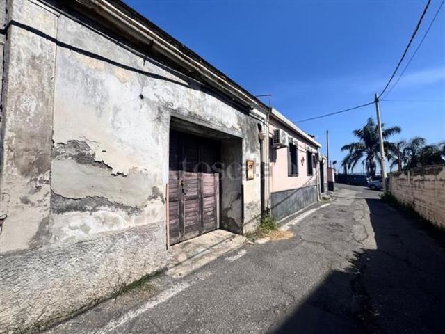 Villetta indipendente in vendita di 65 m² in Via Dilg