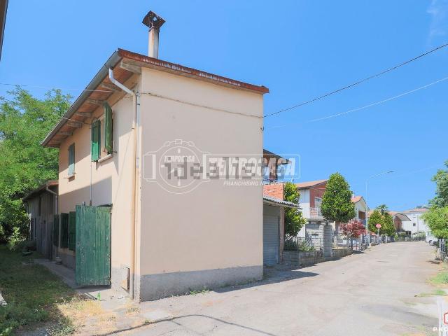 Villetta indipendente in vendita di 65 m² in Via Rio Mescola