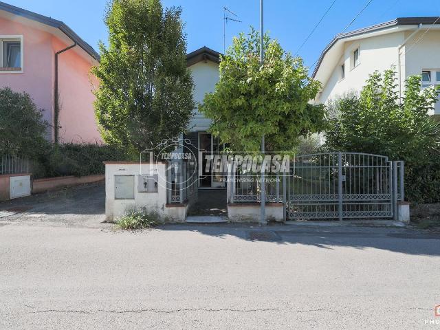 Villetta indipendente in vendita di 65 m² in Viale Nuoro