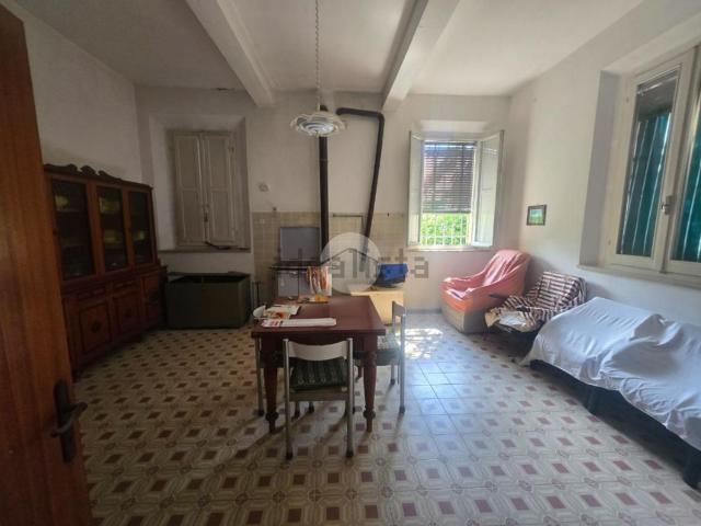 Villetta indipendente in vendita di 660 m² in Via Brignani B 19
