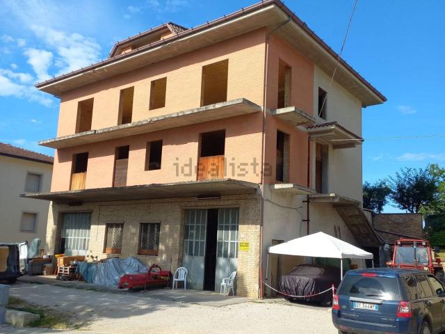 Villetta indipendente in vendita di 660 m² in Via Giuseppe Verdi, 7