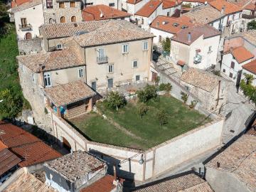 Villetta indipendente in vendita di 660 m² in Via Fiorilli