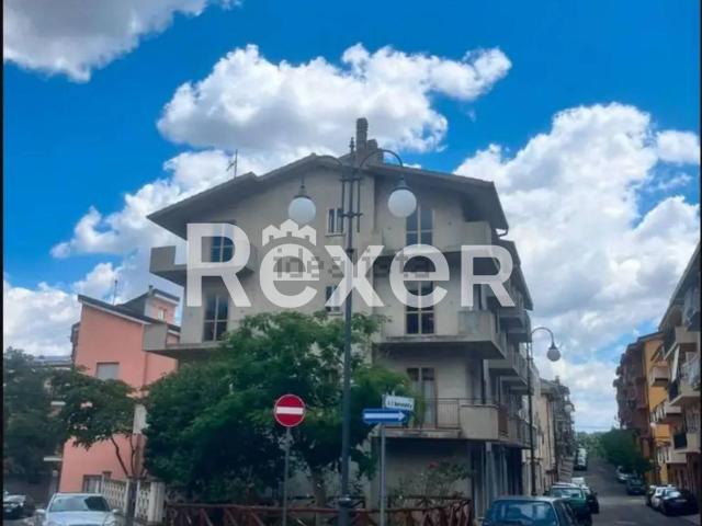 Villetta indipendente in vendita di 660 m² in Via Kennedy