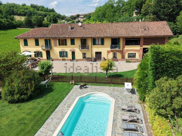 Villetta indipendente in vendita di 660 m² in Località Vercelli