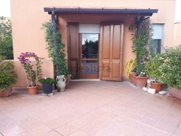 Villetta indipendente in vendita di 665 m²
