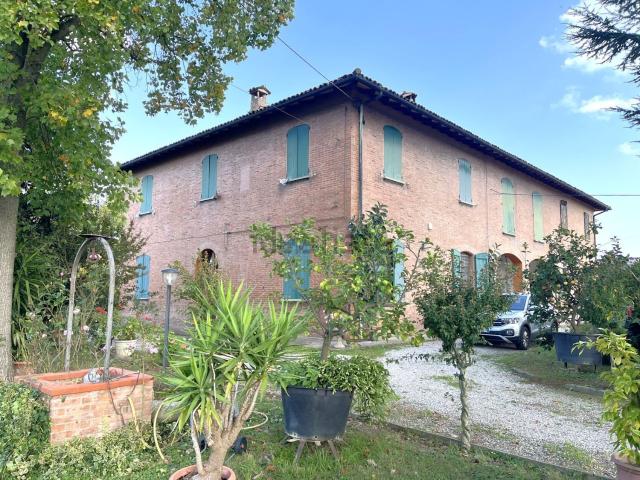 Villetta indipendente in vendita di 680 m²