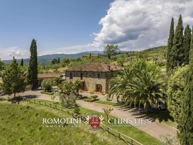 Villetta indipendente in vendita di 681 m²