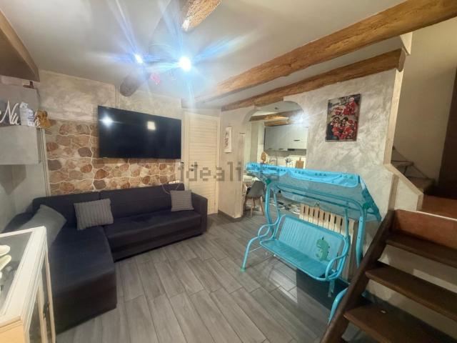 Villetta indipendente in vendita di 68 m² in Via Biagio Pisani