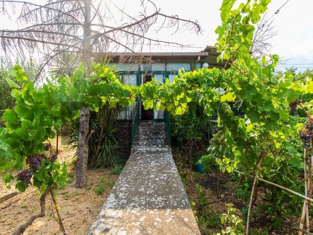 Villetta indipendente in vendita di 68 m² in Via Sarro Civita, 32