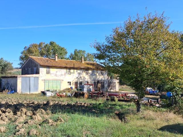 Villetta indipendente in vendita di 692 m² in Strada del Rio Grande, 6
