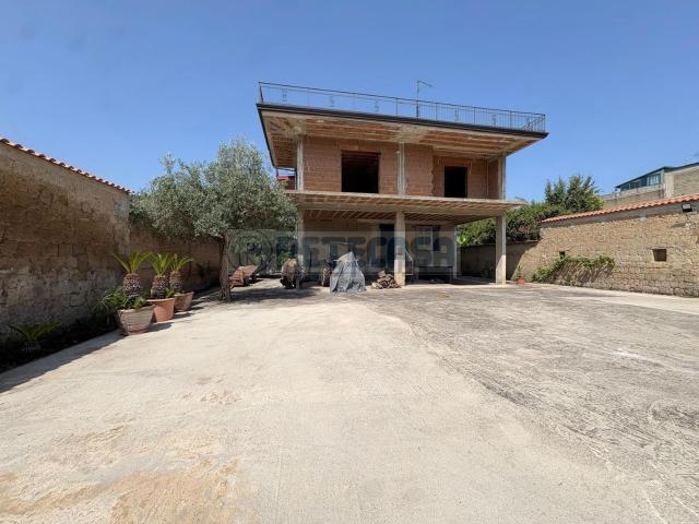 Villetta indipendente in vendita di 700 m² in Via Santa Caterina