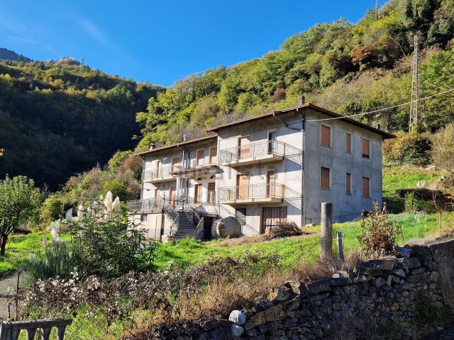 Villetta indipendente in vendita di 700 m² in Via pedena, 1