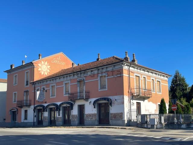 Villetta indipendente in vendita di 700 m² in Via Roma