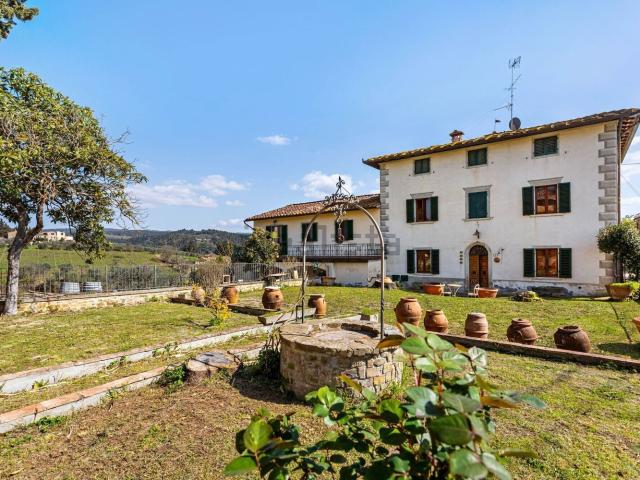Villetta indipendente in vendita di 700 m² in Strada di Cortine, 12