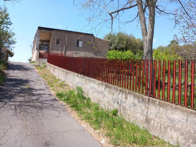 Villetta indipendente in vendita di 70 m² in Strada Cavaliere Bosco, 145