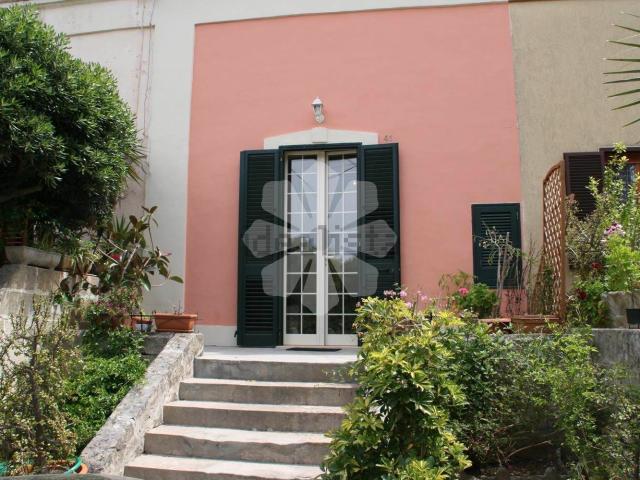 Villetta indipendente in vendita di 70 m² in Strada Santa Maria, 39