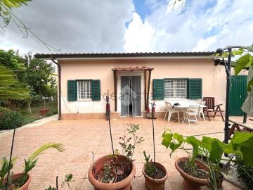 Villetta indipendente in vendita di 70 m² in Via dei Garofani, 5