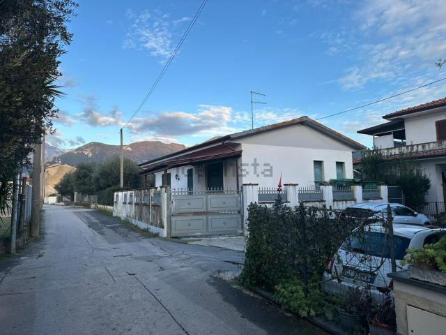 Villetta indipendente in vendita di 70 m² in Via Fiumetto