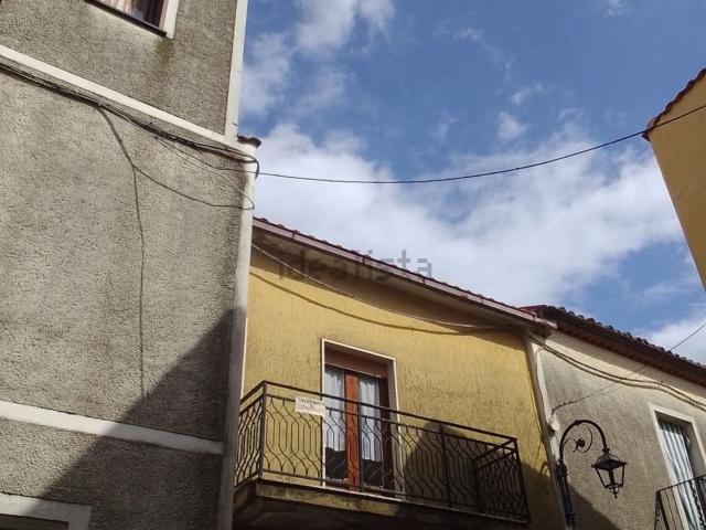 Villetta indipendente in vendita di 70 m² in Via fratelli bandiera