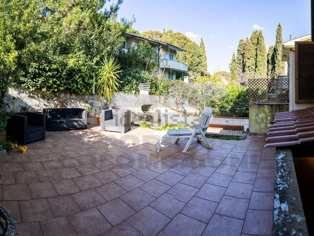 Villetta indipendente in vendita di 70 m² in Via Leonardo Da Vinci, 11