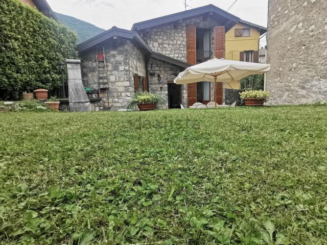 Villetta indipendente in vendita di 70 m² in Via Passerini