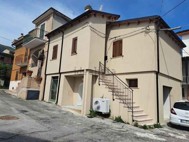 Villetta indipendente in vendita di 70 m² in Via Pietro Nenni