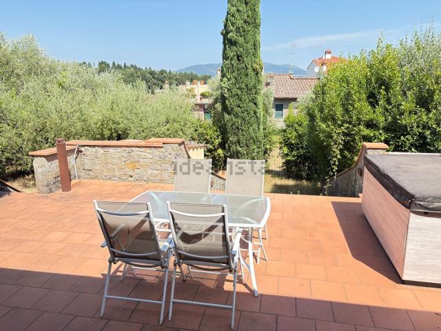 Villetta indipendente in vendita di 70 m² in Via Sant&apos Apollinare