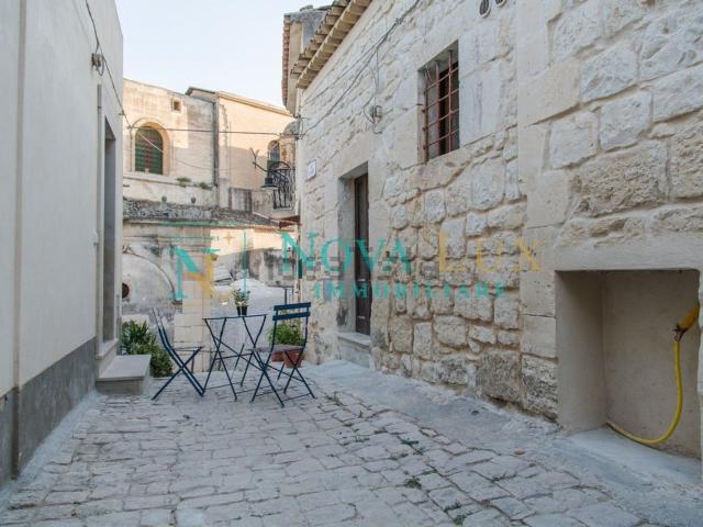 Villetta indipendente in vendita di 70 m² in Via Selinunte