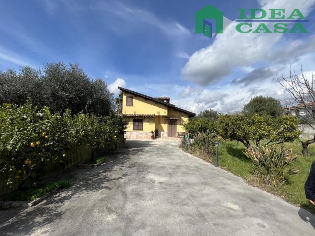 Villetta indipendente in vendita di 70 m² in Via G. Verga