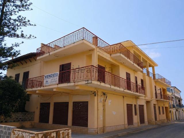 Villetta indipendente in vendita di 710 m² in Via Luigi Pirandello
