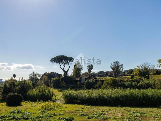 Villetta indipendente in vendita di 718 m² in Vicolo Silvestri, 54