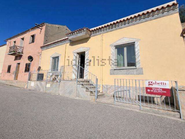 Villetta indipendente in vendita di 71 m² in Via Leopardi